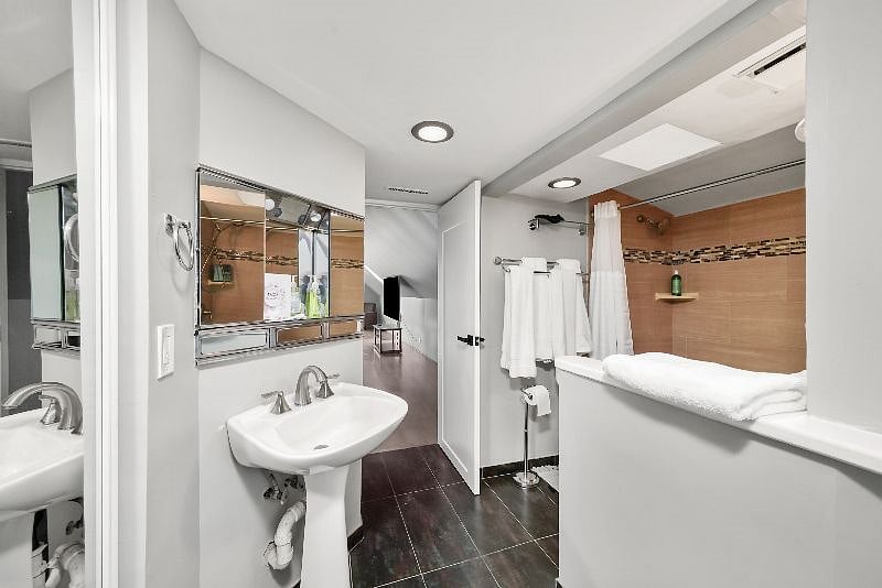 Furnished Finder property 521223_1 photo 11