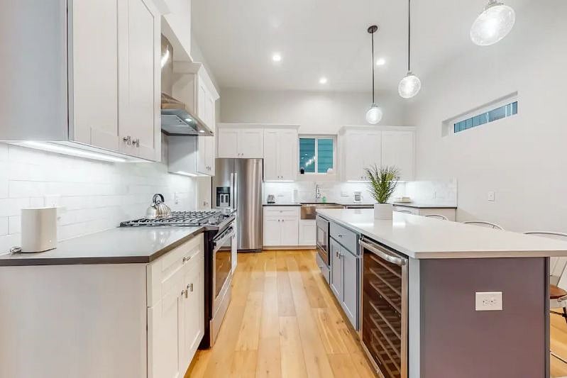 Furnished Finder property 521362_1 photo 8