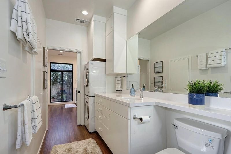 Furnished Finder property 521471_1 photo 9