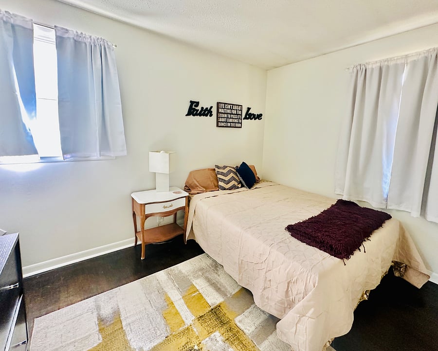 Furnished Finder property 521502_1 photo 11
