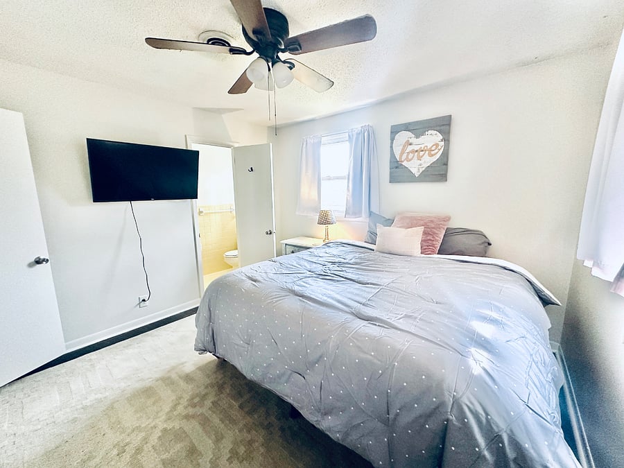 Furnished Finder property 521502_1 photo 12