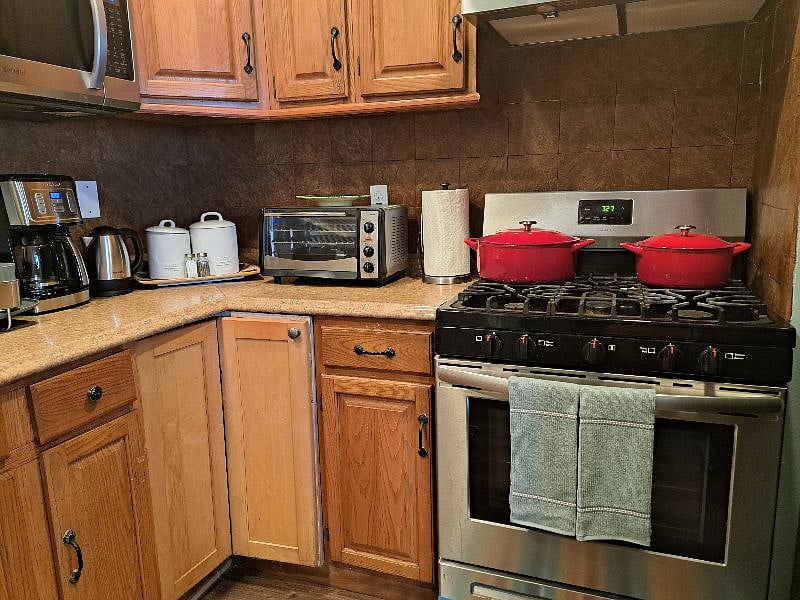 Furnished Finder property 521504_1 photo 10
