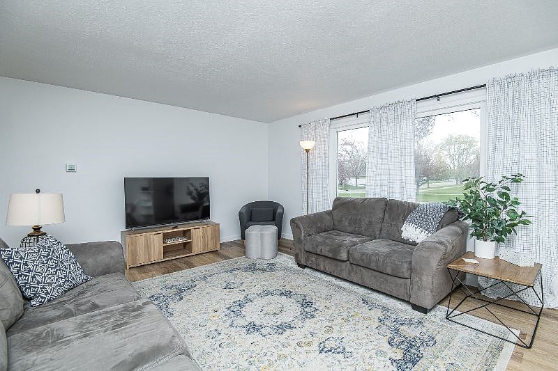 Furnished Finder property 521605_1 photo 3
