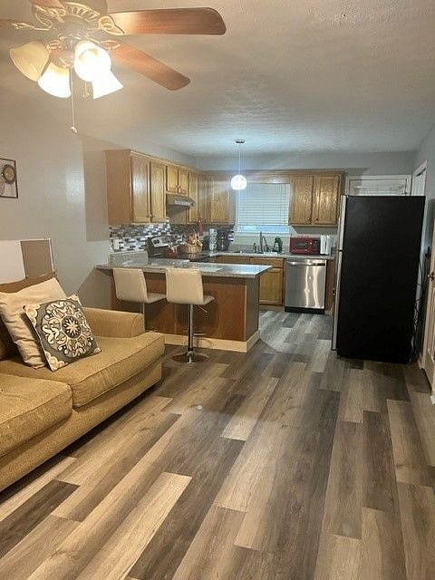 Furnished Finder property 521635_1 photo 3