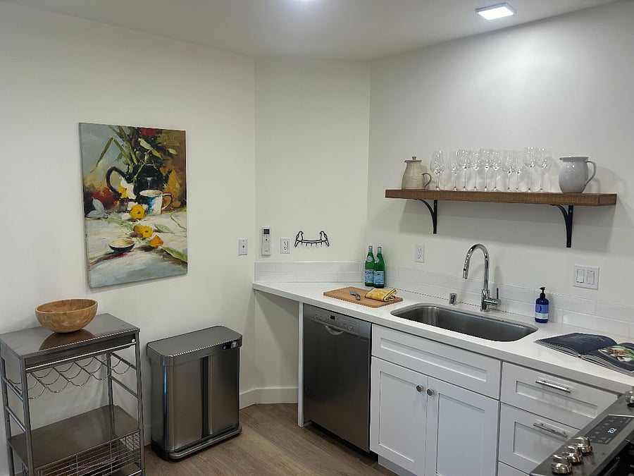 Furnished Finder property 521638_1 photo 4