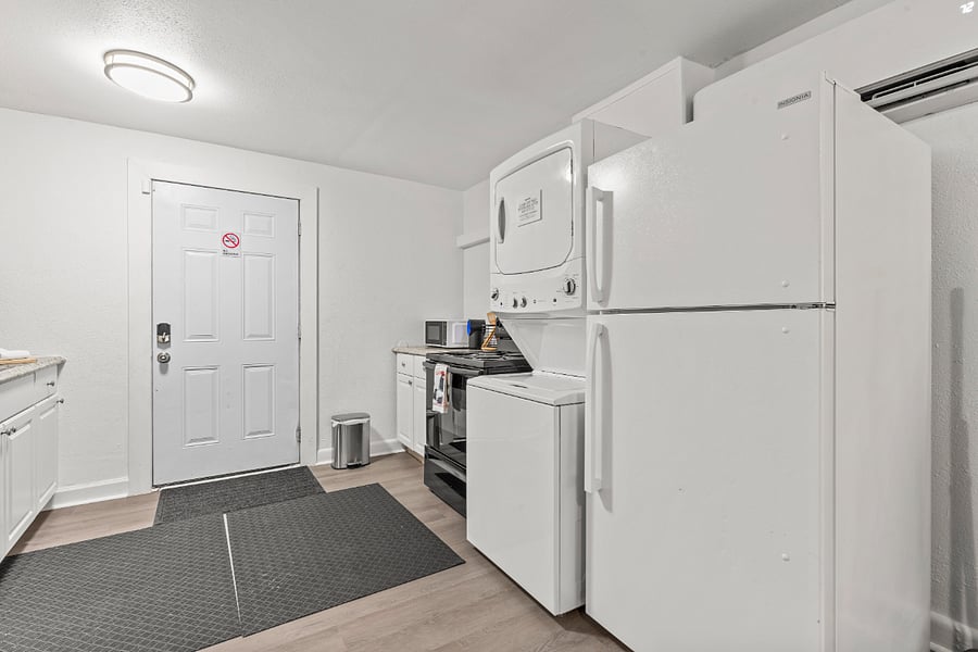 Furnished Finder property 521705_1 photo 14