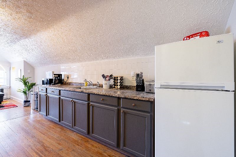 Furnished Finder property 521722_1 photo 4