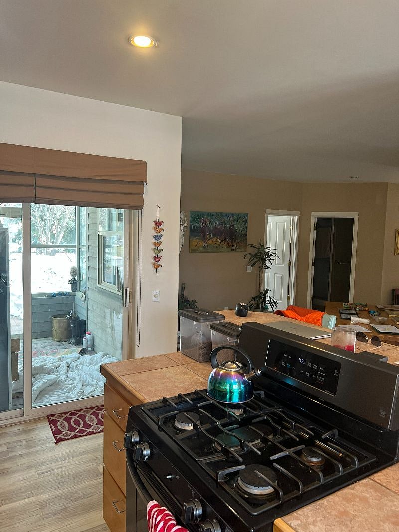 Furnished Finder property 521744_1 photo 3