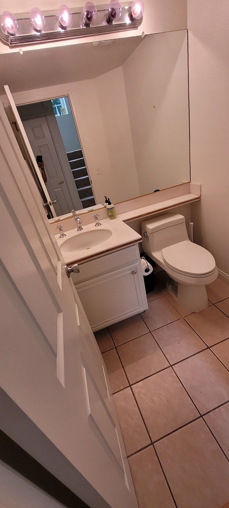 Furnished Finder property 521772_1 photo 10