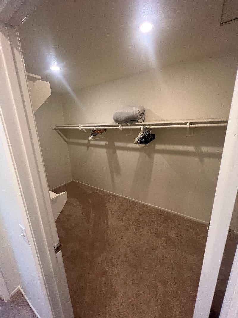 Furnished Finder property 521772_1 photo 25