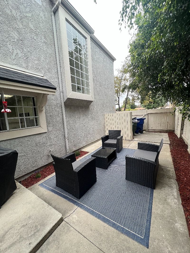 Furnished Finder property 521772_1 photo 31