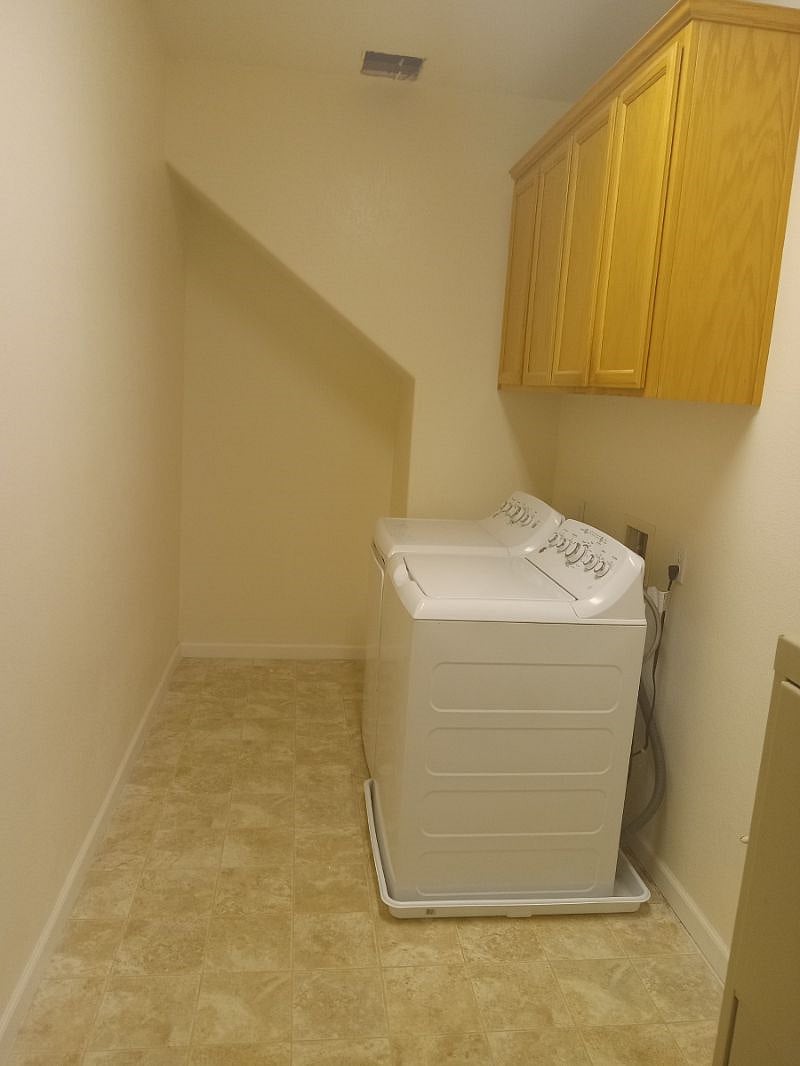 Furnished Finder property 521833_1 photo 12