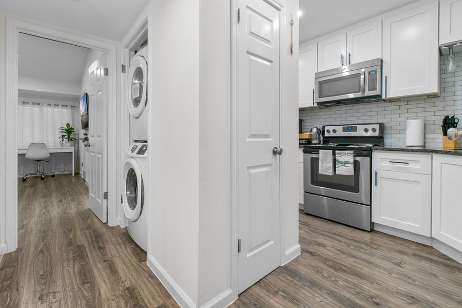 Furnished Finder property 521861_1 photo 6
