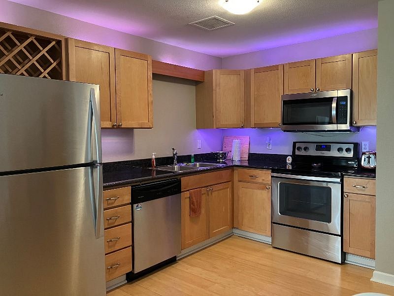 Furnished Finder property 521871_1 photo 4