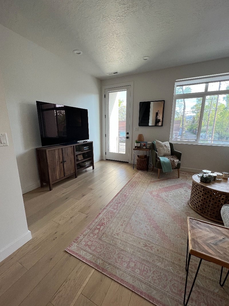 Furnished Finder property 521889_1 photo 3
