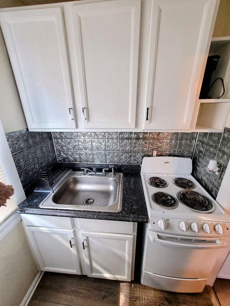 Furnished Finder property 521924_1 photo 12