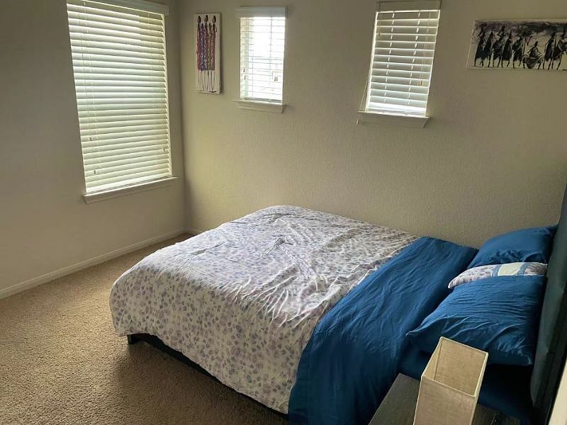 Keyed room includes closet