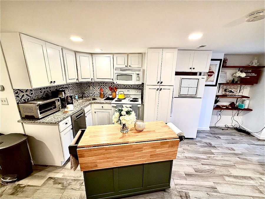 Furnished Finder property 521942_1 photo 8
