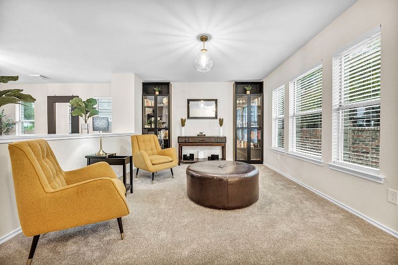 Inviting foyer room at the entry of the home.