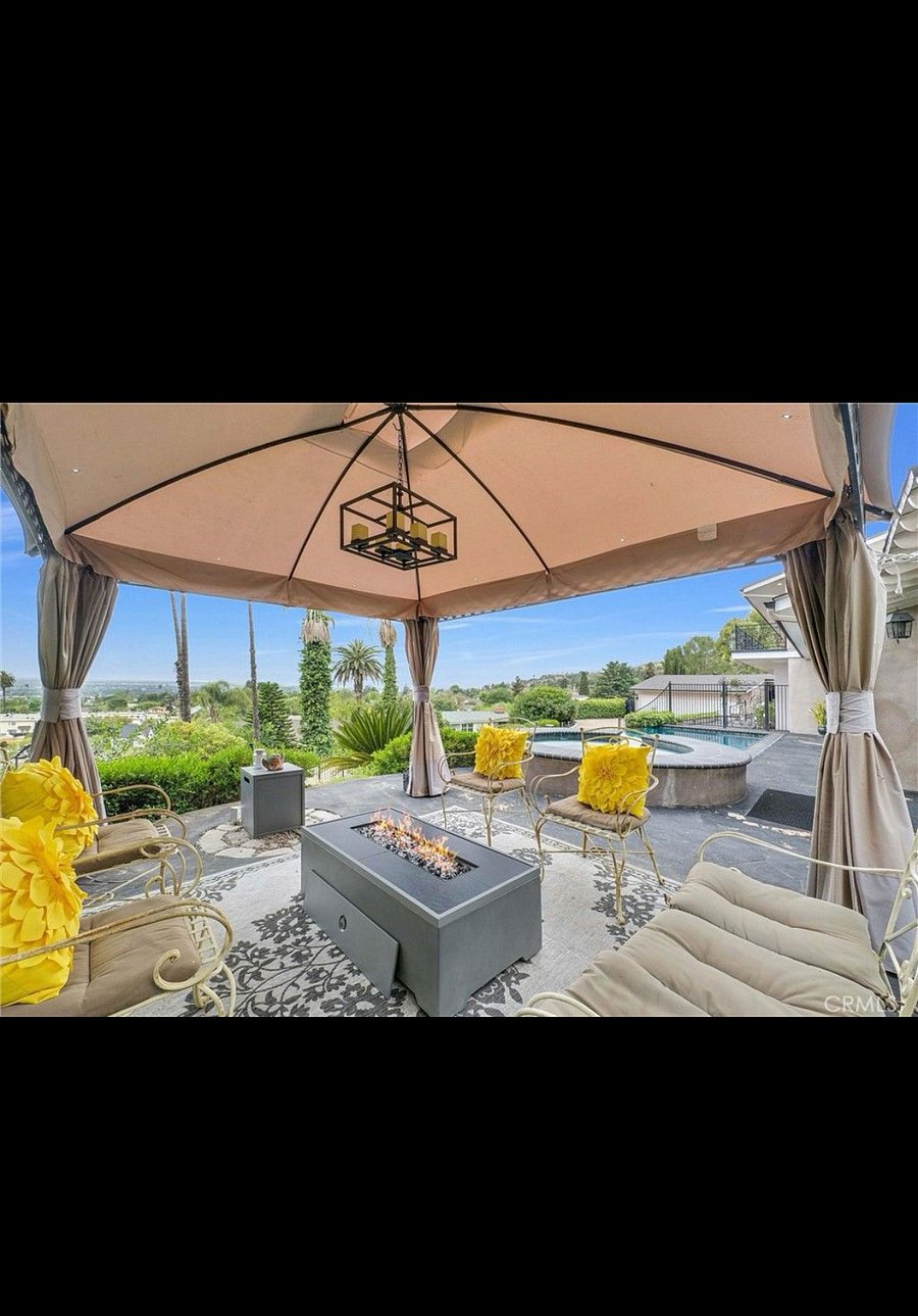 Furnished Finder property 522059_2 photo 13