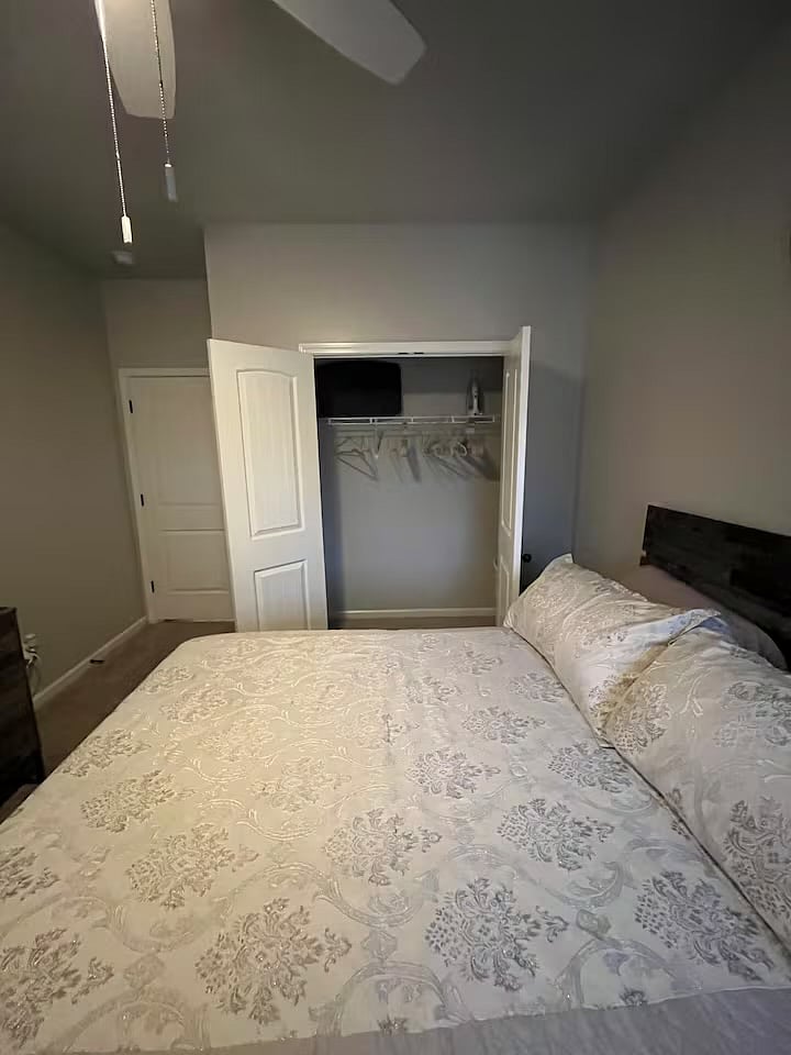 Furnished Finder property 522115_1 photo 4