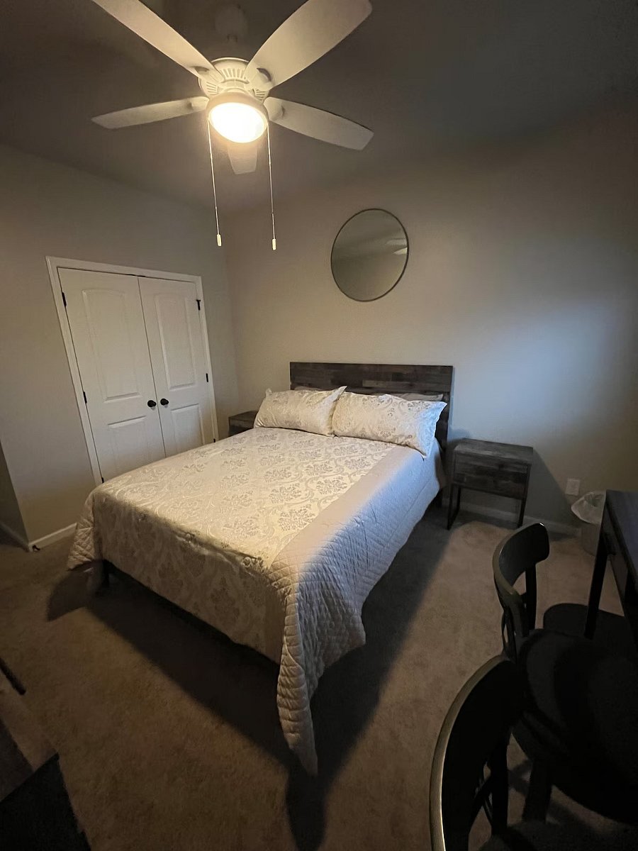 Furnished Finder property 522115_1 photo 3