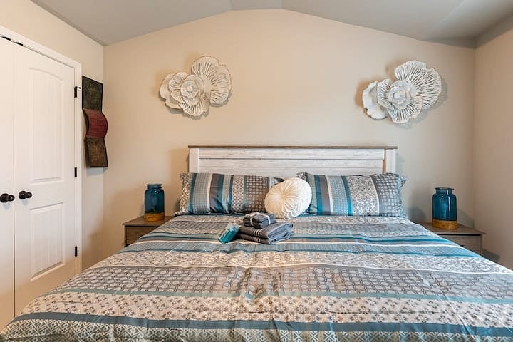 Furnished Finder property 522115_2 photo 5