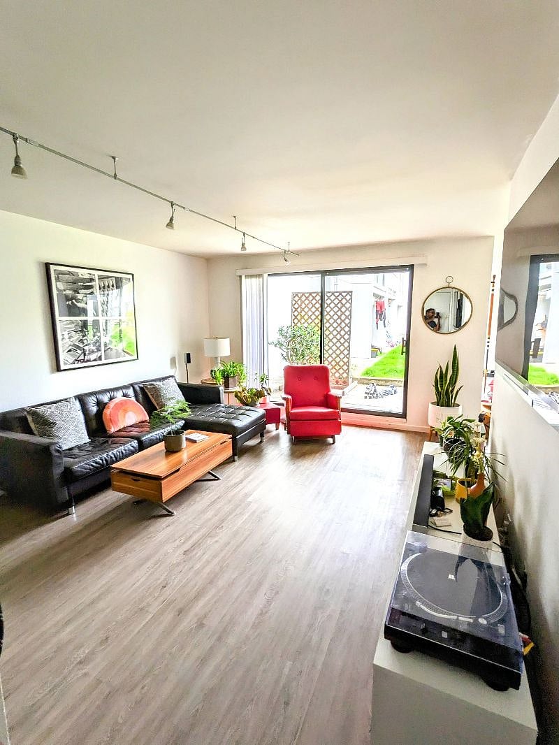 Furnished Finder property 522122_1 photo 3