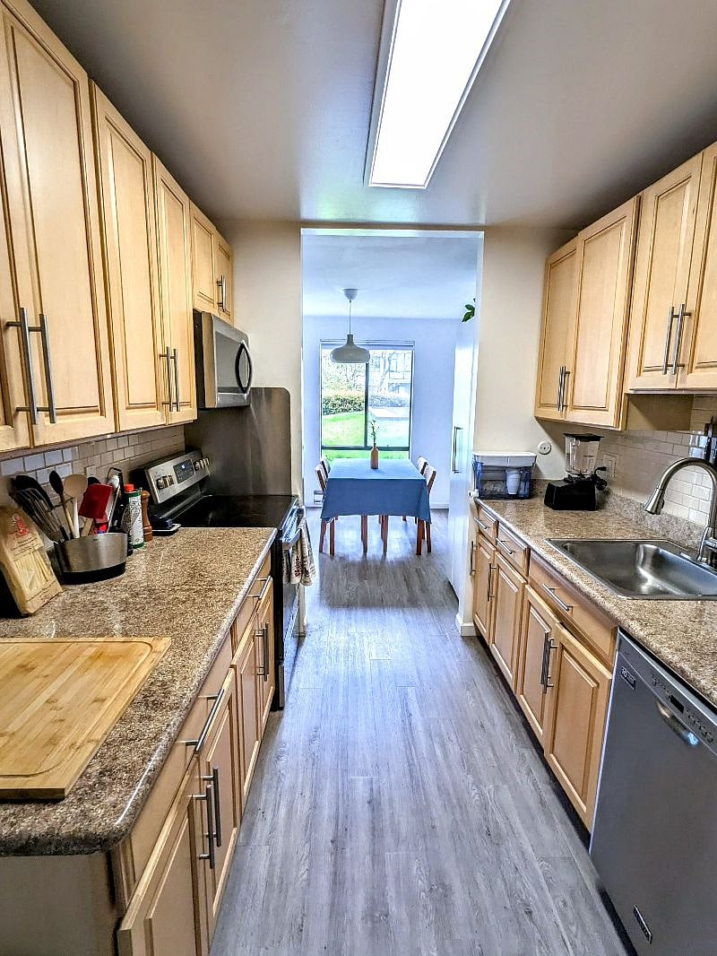 Furnished Finder property 522122_1 photo 6