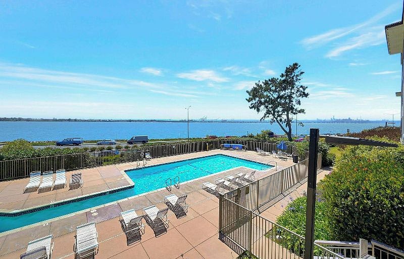Furnished Finder property 522122_1 photo 18