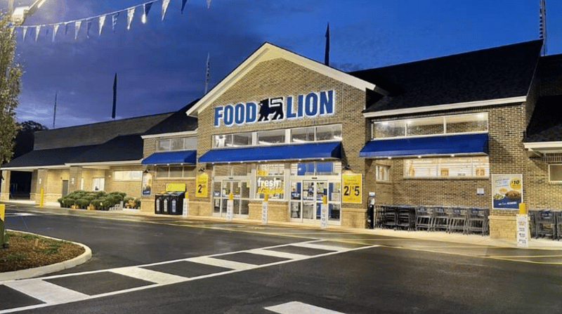 2mins away from the property is your very own Food Lion grocery store. Rather you need to do a quick run or just need to buy some groceries, this Food Lion is very conveniently located.