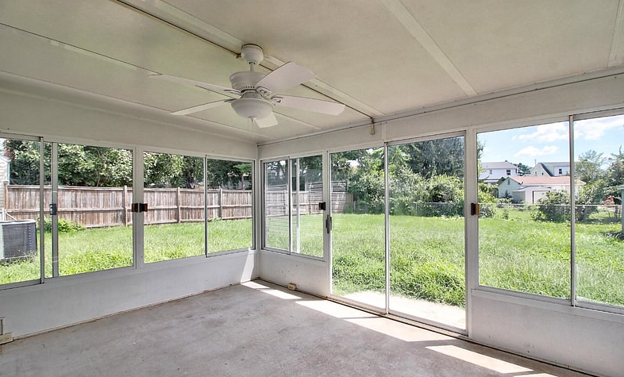 Enjoy your own peaceful backyard retreatperfect for fresh air, relaxation, and quiet moments during your stay. Step outside and soak in the calm whenever you need a breath of nature!