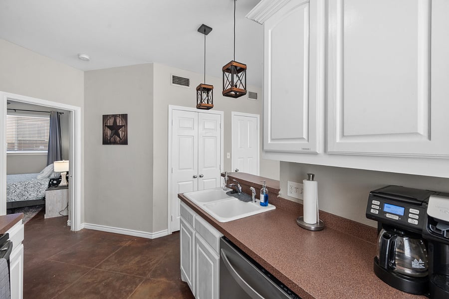 Furnished Finder property 522333_1 photo 3