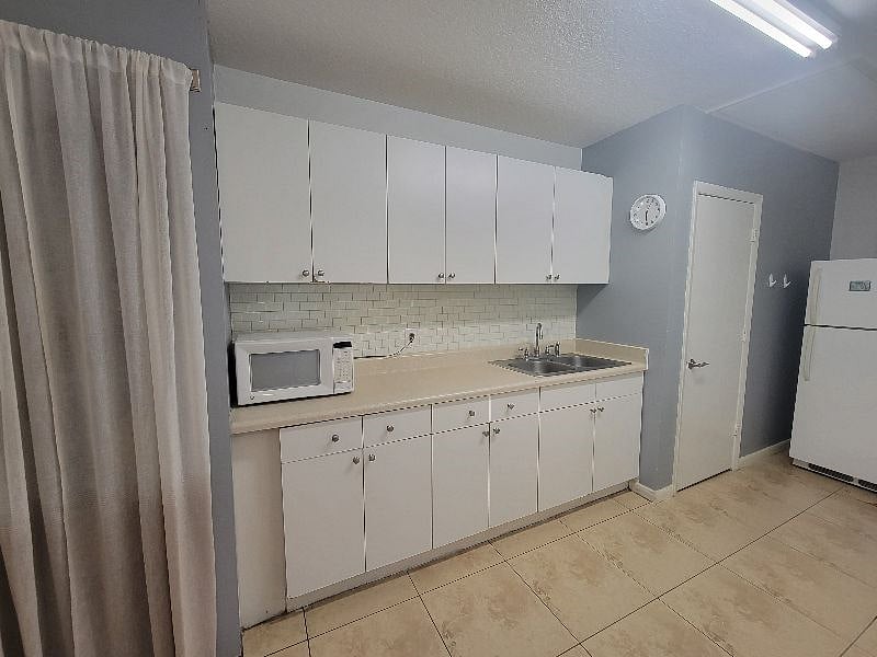 Furnished Finder property 522361_1 photo 3