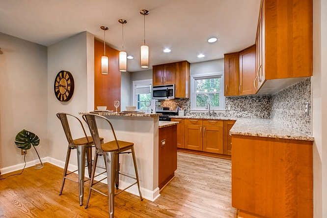 Furnished Finder property 522365_1 photo 3