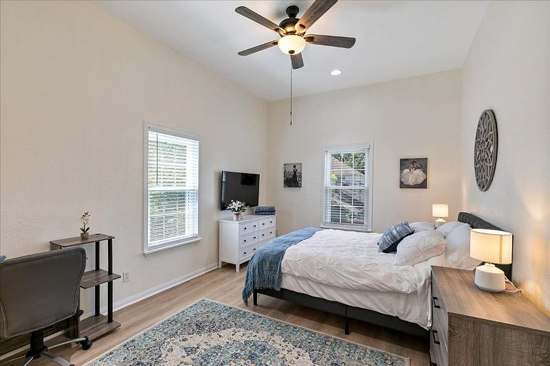 Furnished Finder property 522373_1 photo 14