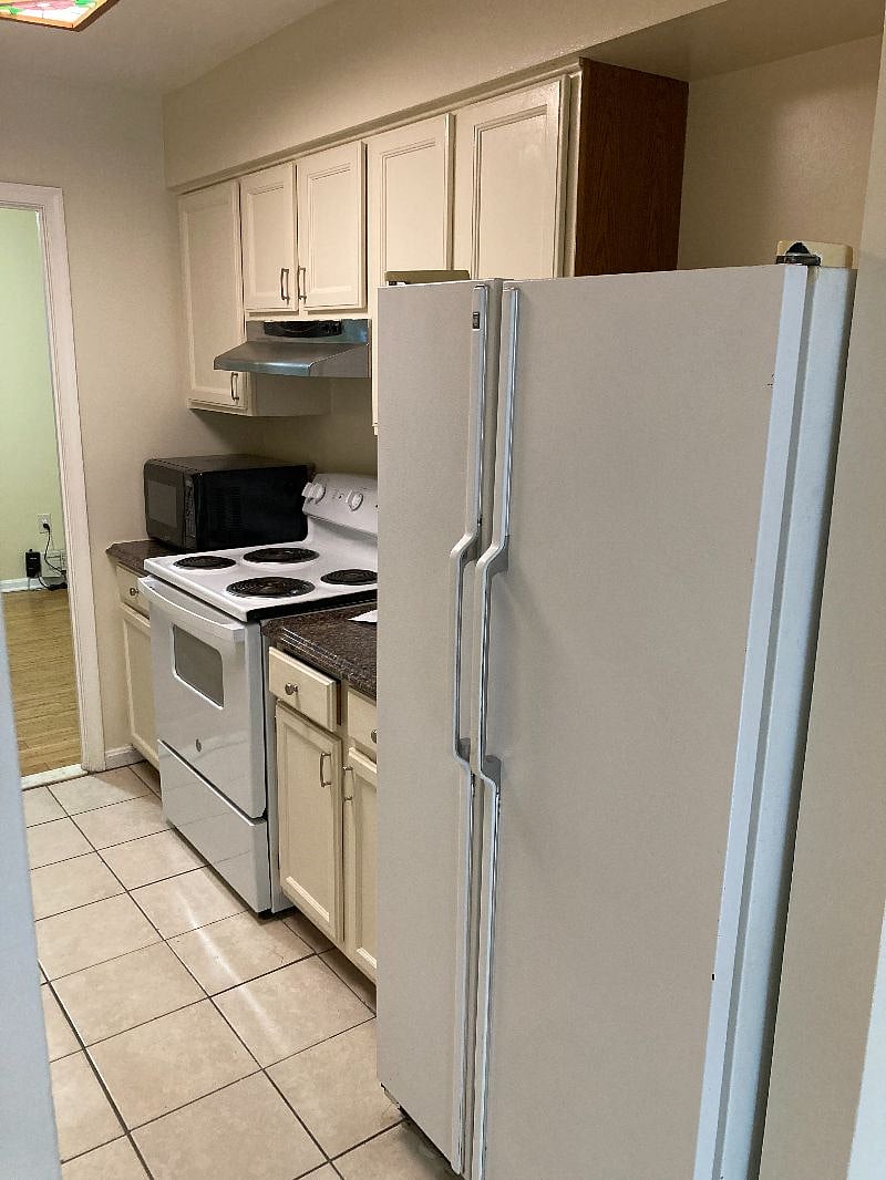 Furnished Finder property 522612_1 photo 5