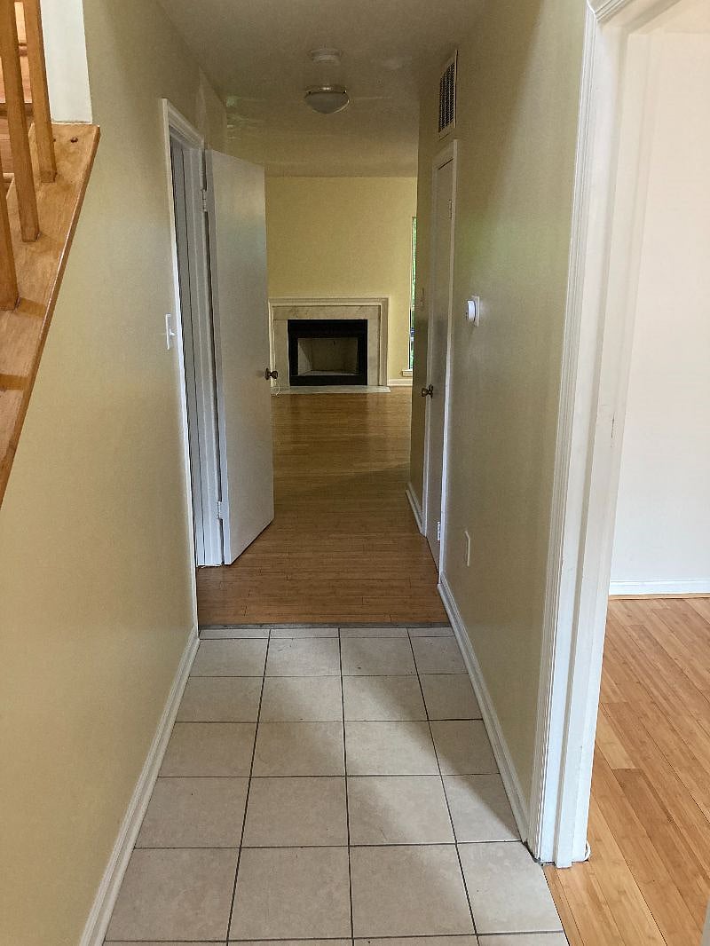 Furnished Finder property 522612_1 photo 6