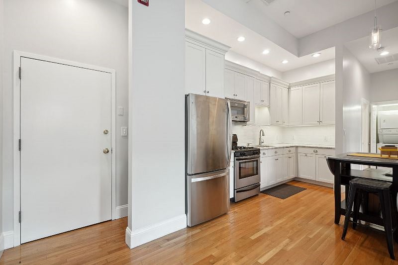 Furnished Finder property 522637_1 photo 6