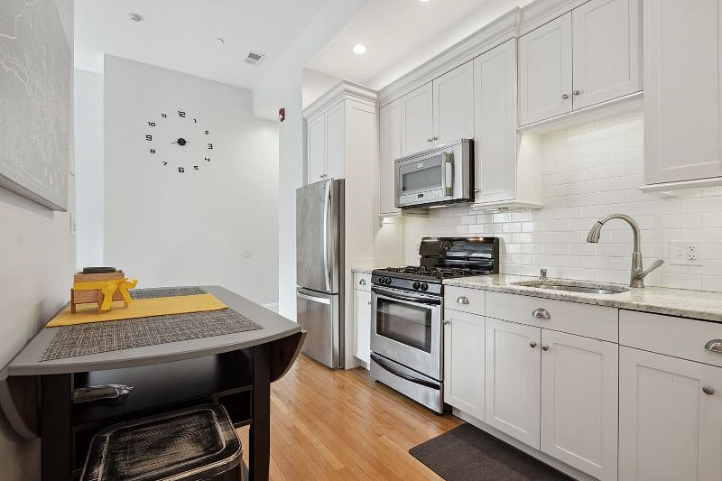 Furnished Finder property 522637_1 photo 8