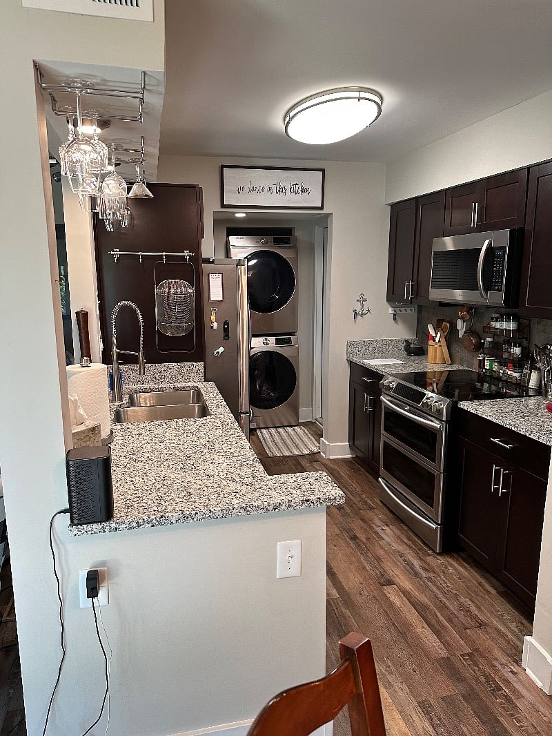Furnished Finder property 522680_1 photo 3