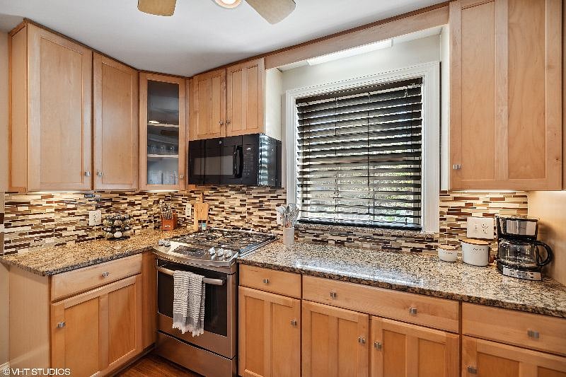 Furnished Finder property 522703_1 photo 3