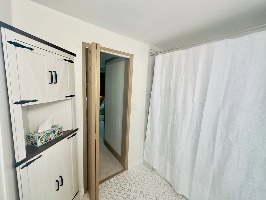 Ensuite Bathroom 