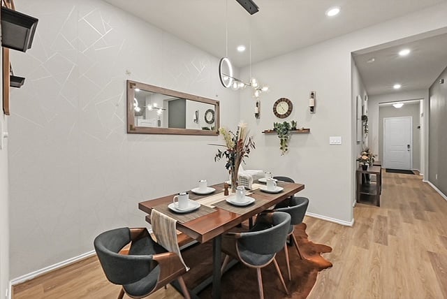 Formal Dining