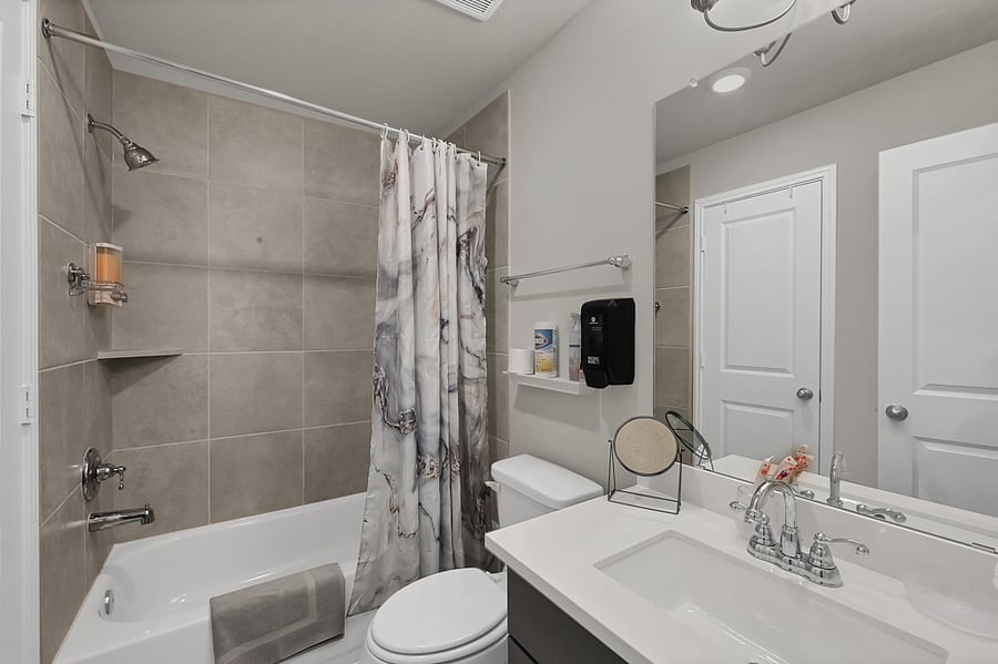 Bathroom #2
