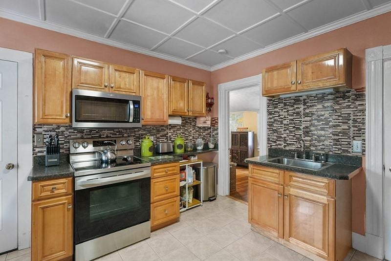 Furnished Finder property 523001_1 photo 4