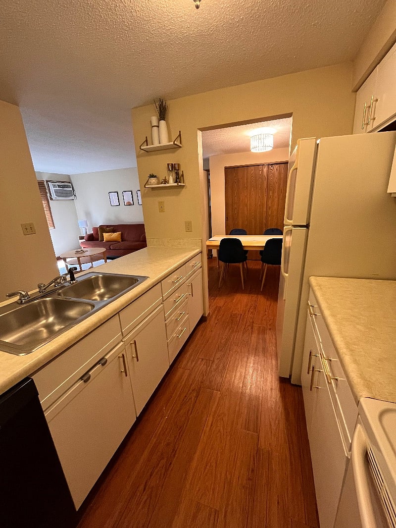 Furnished Finder property 523059_1 photo 10