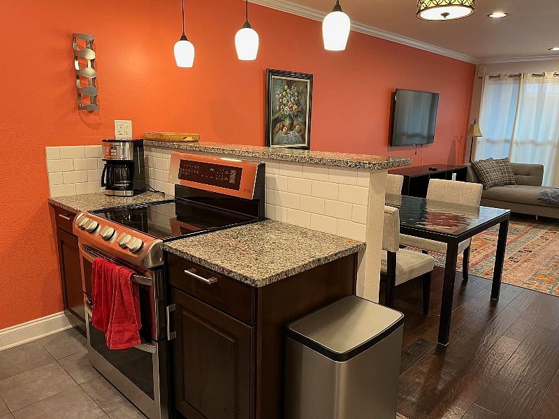 Furnished Finder property 523133_1 photo 4