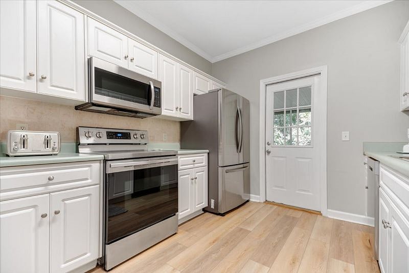 Furnished Finder property 523143_1 photo 4