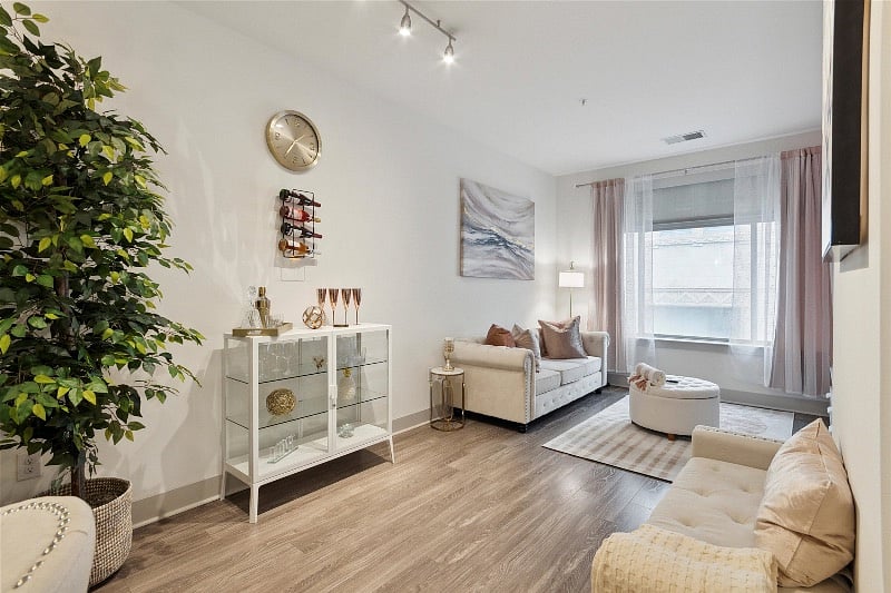 Furnished Finder property 523153_1 photo 5